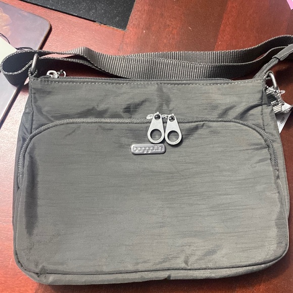 Baggallini Joey Large Crossbody, Gray